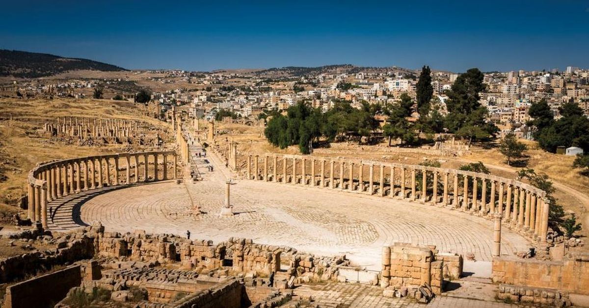 Овальная площадь – сердце древней Герасы